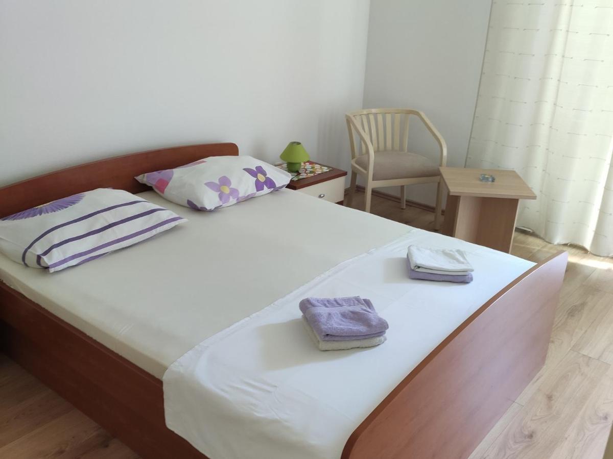 Apartments Ivo Макарска Екстериор снимка