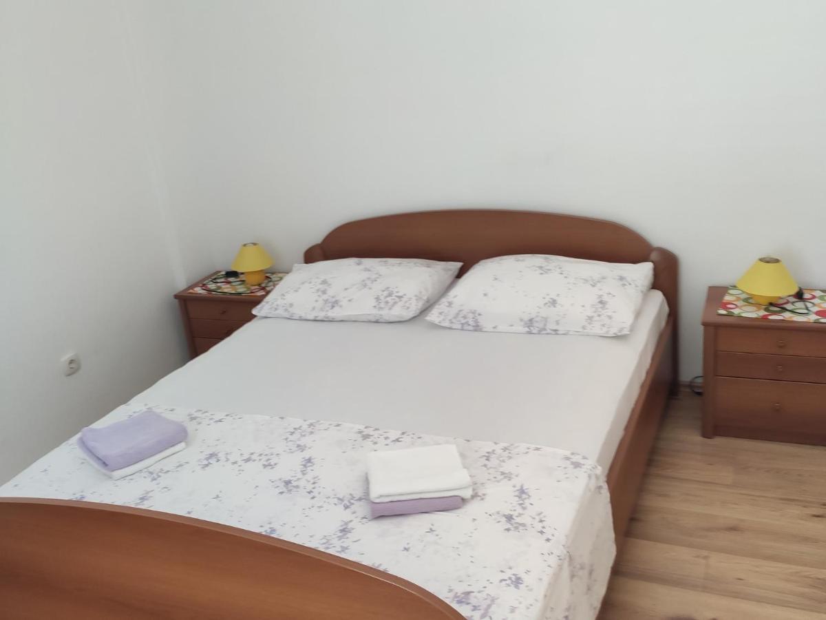 Apartments Ivo Макарска Екстериор снимка