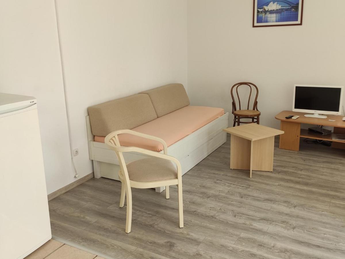 Apartments Ivo Макарска Екстериор снимка